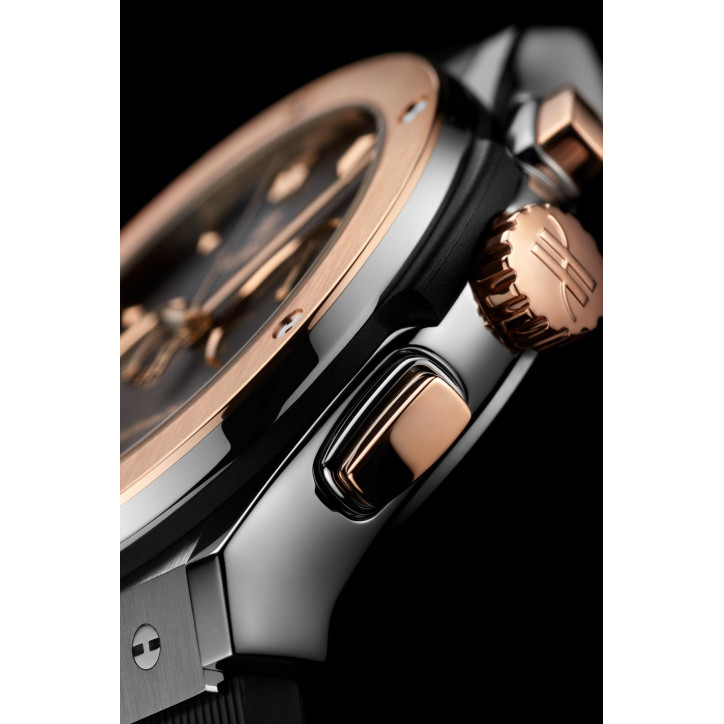 Classic Fusion Chronograph Titanium King Gold 42 mm