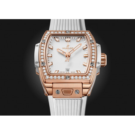 Spirit of Big Bang King Gold White Diamonds 32 mm