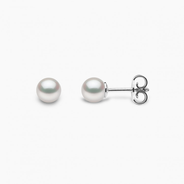 Classic 18K Gold Freshwater Pearl Stud Earrings