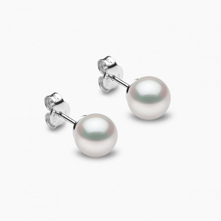 Classic 18K Gold Freshwater Pearl Stud Earrings