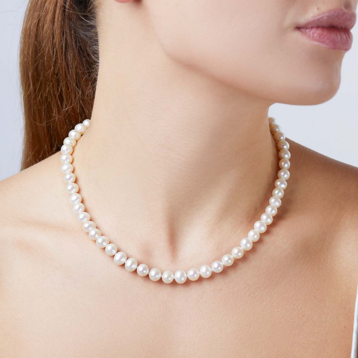 Classic 18K Gold Freshwater Pearl Necklace