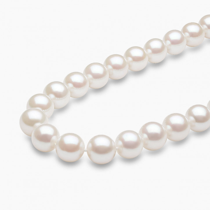 Classic 18K Gold Freshwater Pearl Necklace