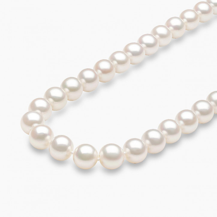 Classic 18K Gold Freshwater Pearl Necklace