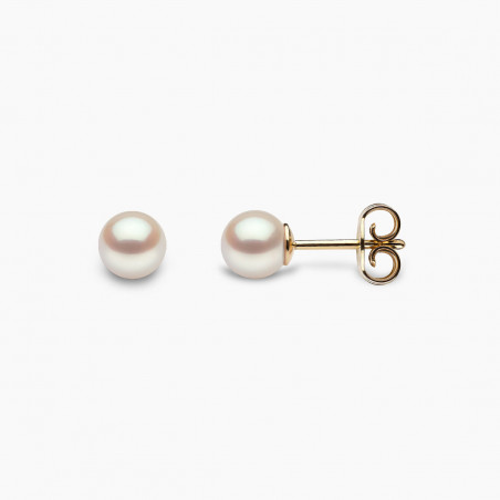 Classic 18K Gold AA Akoya Pearl Stud Earrings