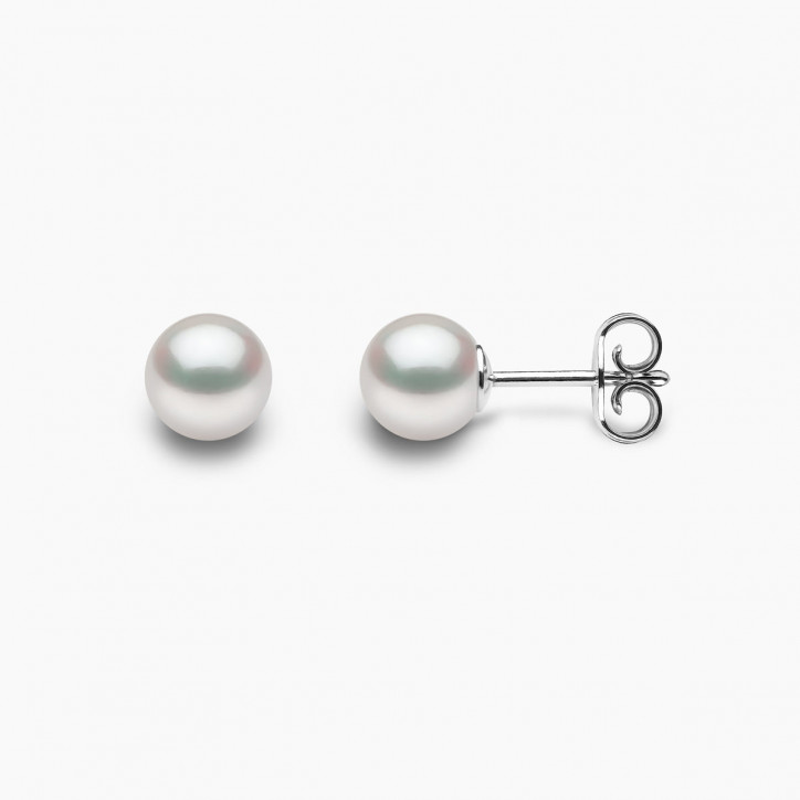 Classic 18K Gold AA Akoya Pearl Stud Earrings