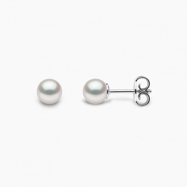 Classic 18K Gold AA Akoya Pearl Stud Earrings