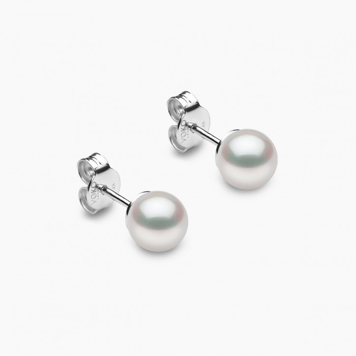 Classic 18K Gold AA Akoya Pearl Stud Earrings