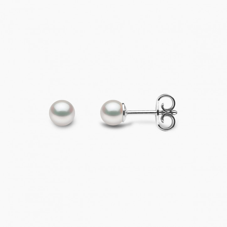 Classic 18K Gold AA Akoya Pearl Stud Earrings