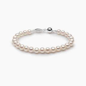 Classic 18K Gold Freshwater Pearl Bracelet