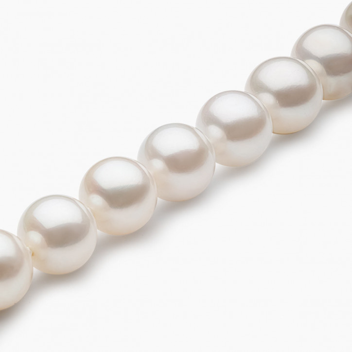 Classic 18K Gold Freshwater Pearl Bracelet