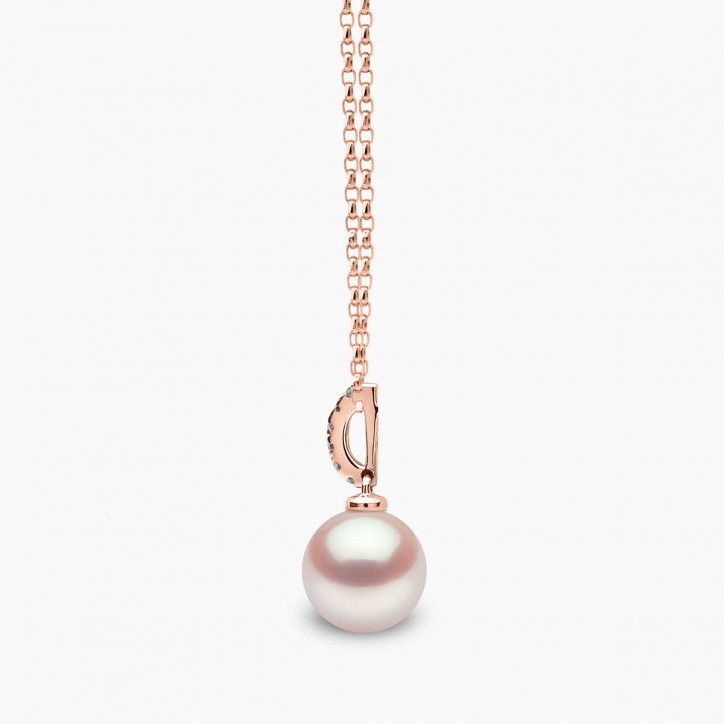 Classic 18K Gold Freshwater Pearl Pendant