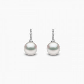 Classic 18K Gold Freshwater Pearl and Diamond Earrings