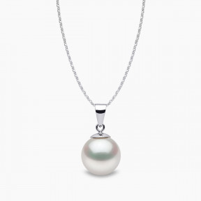 Classic 18K Gold South Sea Pearl Pendant