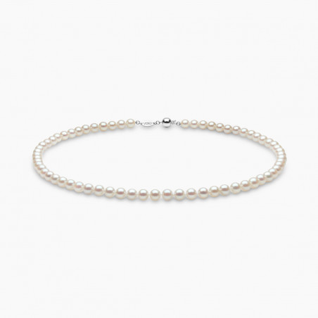 Classic 18K Gold AA Akoya Pearl Necklace