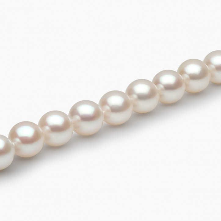 Classic 18K Gold AA Akoya Pearl Necklace