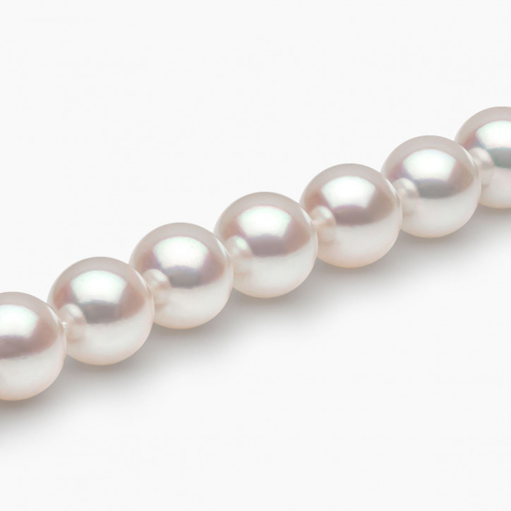 Classic 18K Gold AA Akoya Pearl Necklace