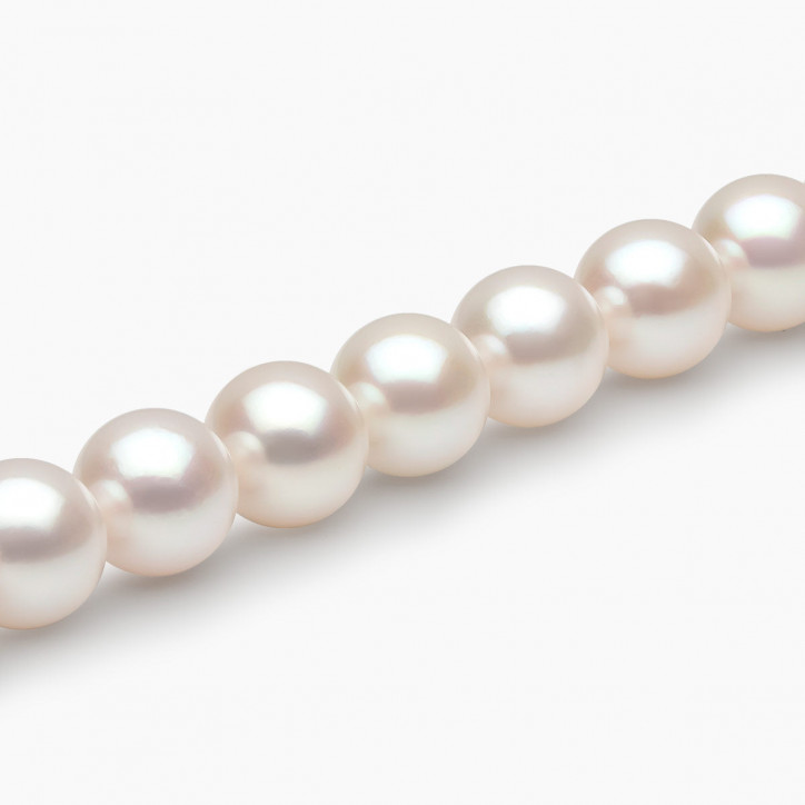 Classic 18K Gold AA Akoya Pearl Necklace