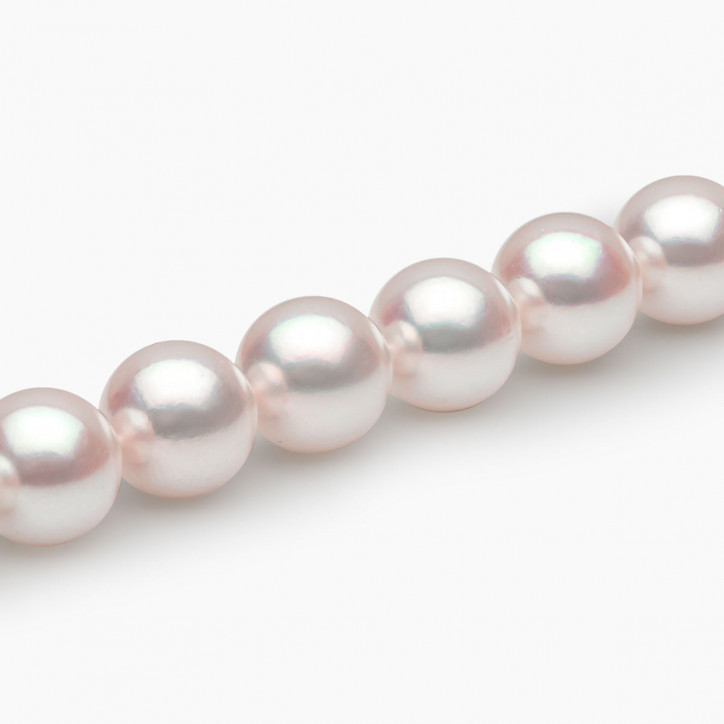 Classic 18K Gold AAA Akoya Pearl Necklace