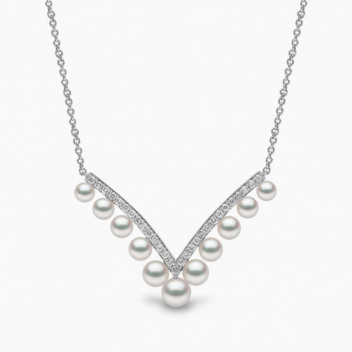 Sleek 18K Gold Pearl and Diamond V Necklace