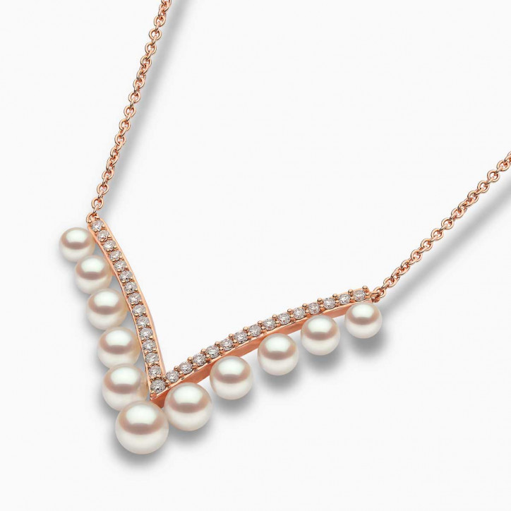 Sleek 18K Gold Pearl and Diamond V Necklace