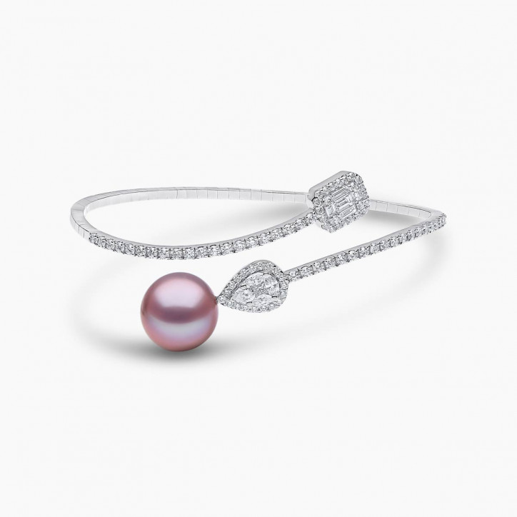 Starlight 18K Gold South Sea Pearl and Pear Diamond Bangle