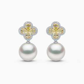 Sunrise 18k Gold South Sea Pearl Clover Motif Diamond Earrings