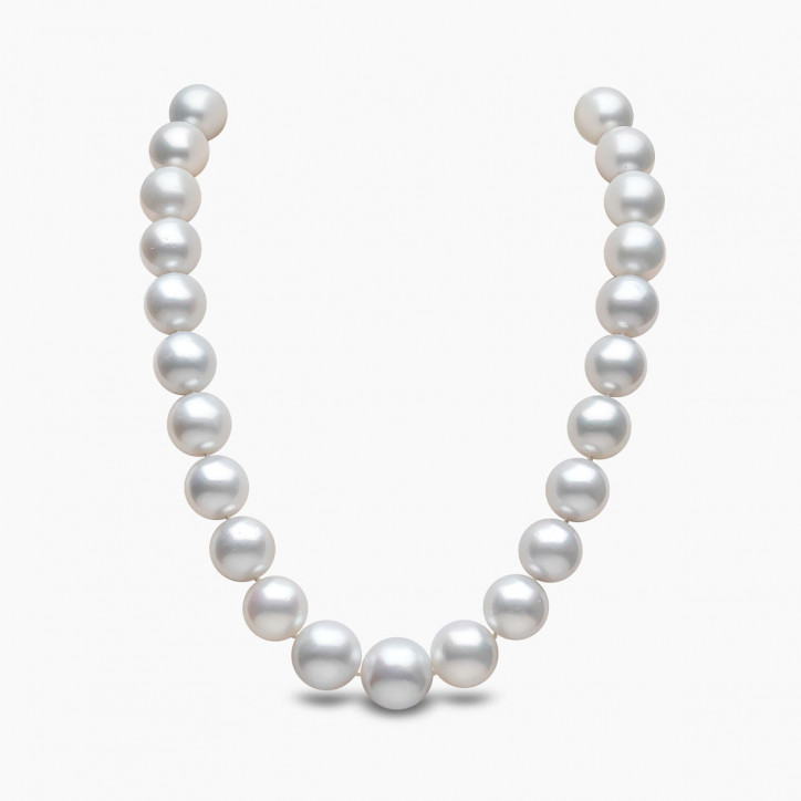 Classic 18K Gold South Sea and Diamond Clasp Pearl Necklace