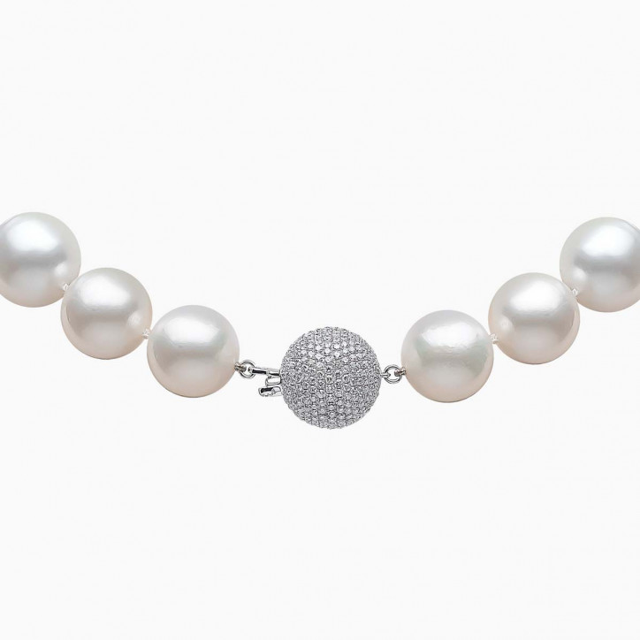 Classic 18K Gold South Sea and Diamond Clasp Pearl Necklace