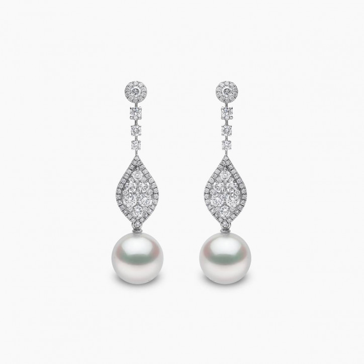 Glitz 18K Gold White South Sea Pearl and Diamond Oval Motif Earrings