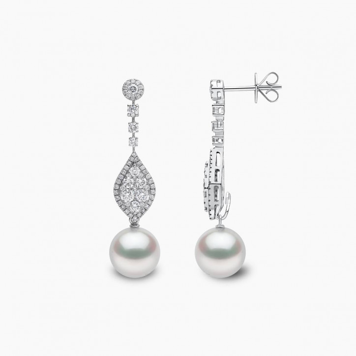 Glitz 18K Gold White South Sea Pearl and Diamond Oval Motif Earrings