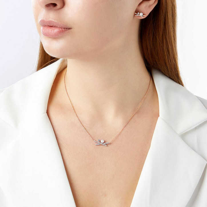 Sleek 18K Gold Pearl and Mini Diamond Cross Necklace