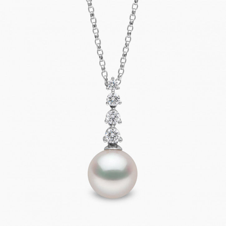 Diamond Classic 18K Gold Pearl Descending Diamond Pendant