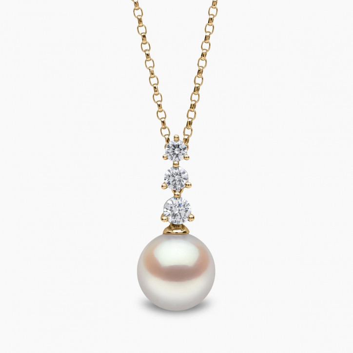 Diamond Classic 18K Gold Pearl Triple Diamond Pendant