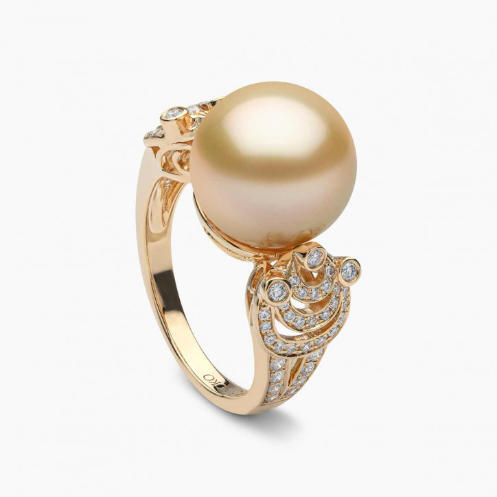 Duchess 18K Gold Pearl and Curved Diamond Motif Ring