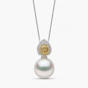 Sunrise 18K Gold South Sea Pearl Oval Cut Diamond Pendant