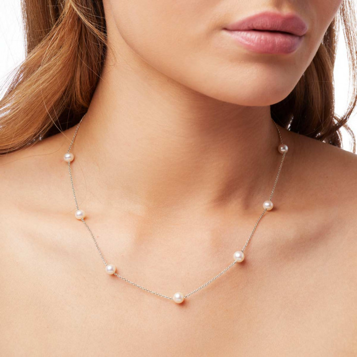 Classic 18K Gold Freshwater Pearl Necklace