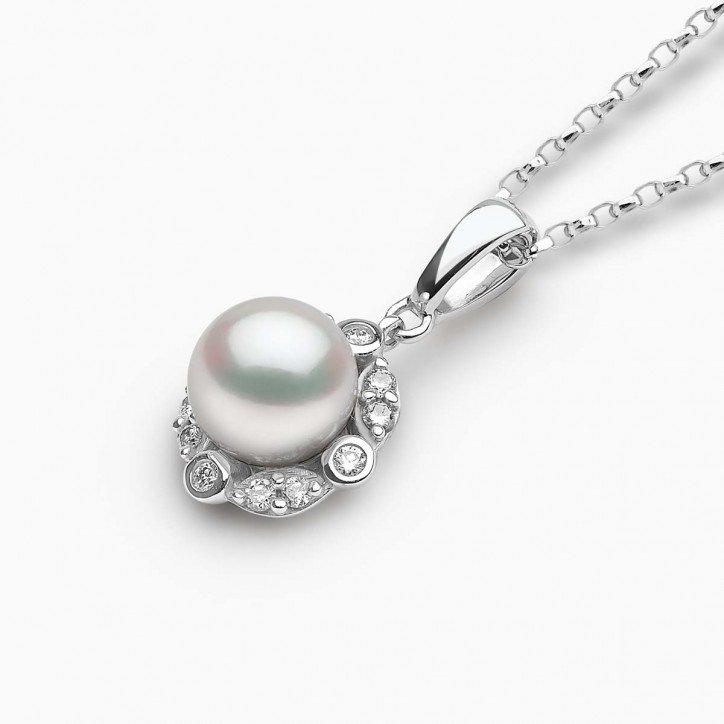 Trend 18K Gold Freshwater Pearl and Multi Diamond Halo Pendant