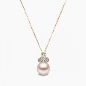 Trend 18K Gold Freshwater Pearl and Mini Diamond Motif Pendant