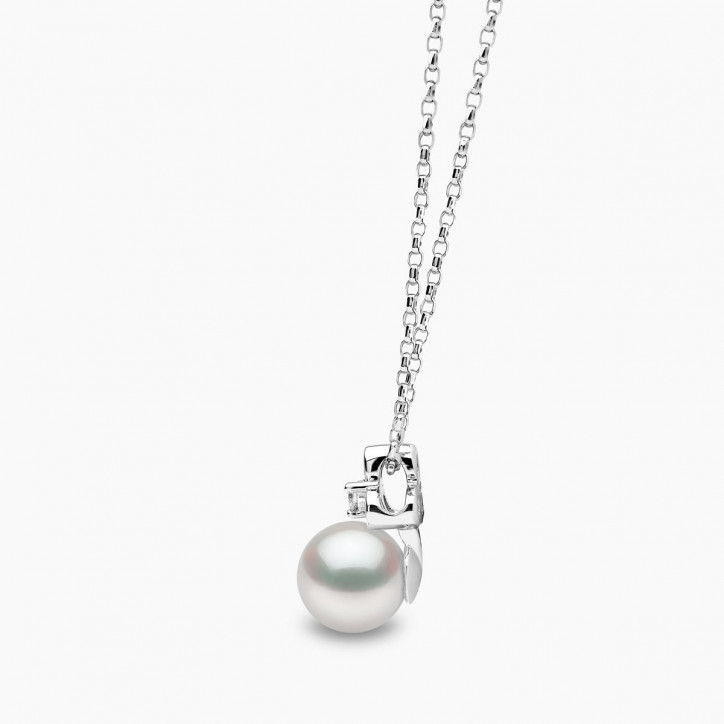 Trend 18K Gold Freshwater Pearl and Mini Diamond Motif Pendant