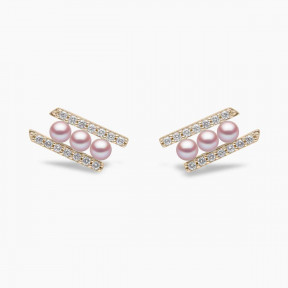 Sleek 18K Gold Pearl and Diamond Row Stud Earrings