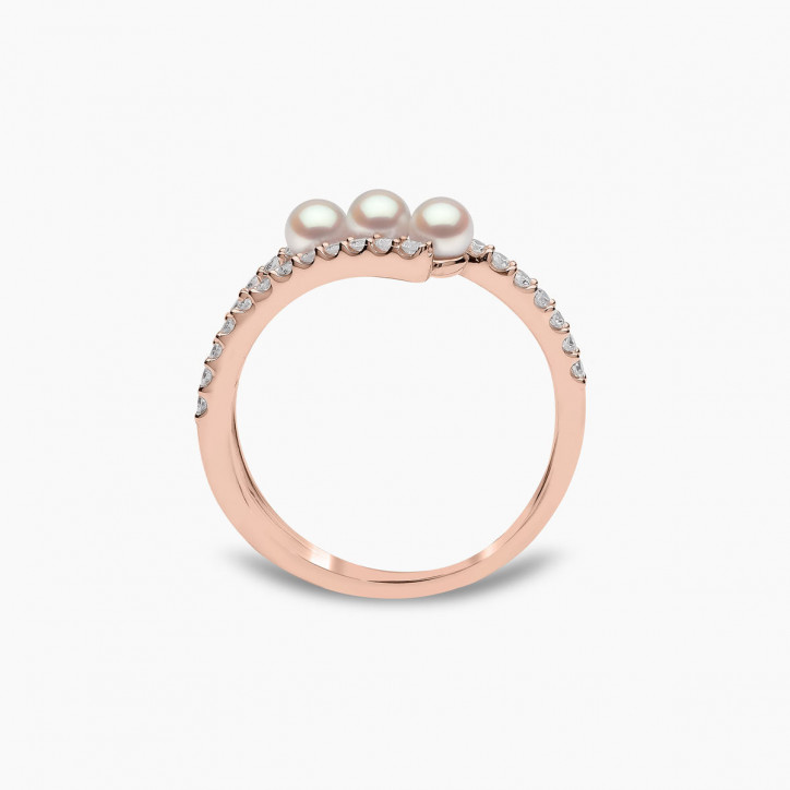 Sleek 18K Gold Triple Pearl and Diamond Ring