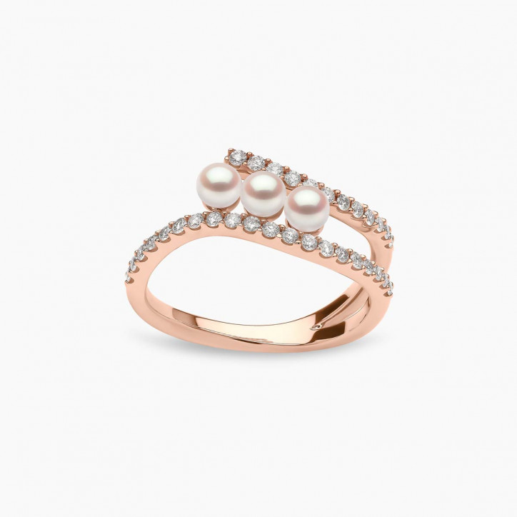 Sleek 18K Gold Triple Pearl and Diamond Ring