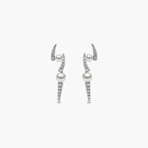 Sleek 18K Gold Pearl and Diamond Lightening Bolt Earrings