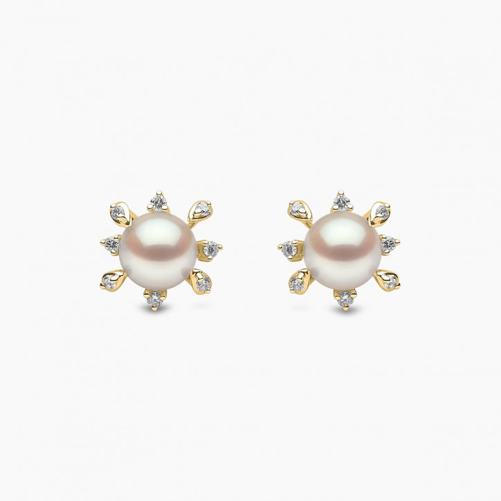 Trend 18K Gold Freshwater Pearl And Multi Diamond Stud Earrings