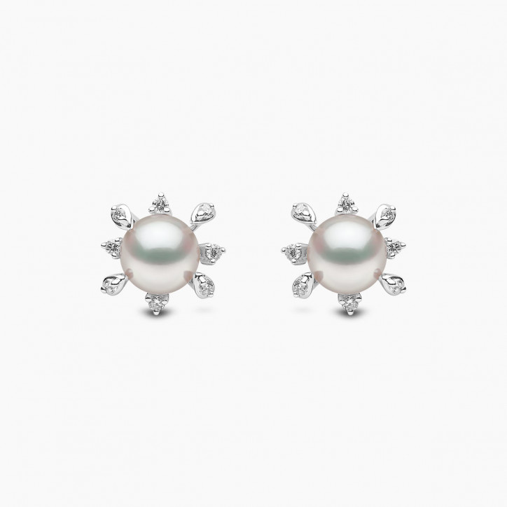 Trend 18K Gold Freshwater Pearl And Multi Diamond Stud Earrings