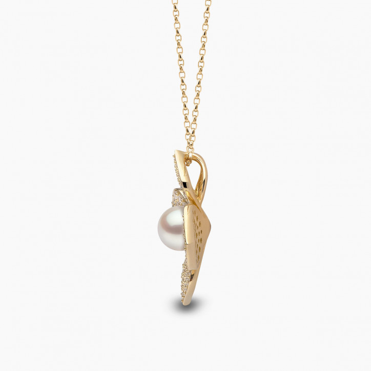 Petal 18K Gold Akoya Pearl and Pavé Diamond Signature Pendant