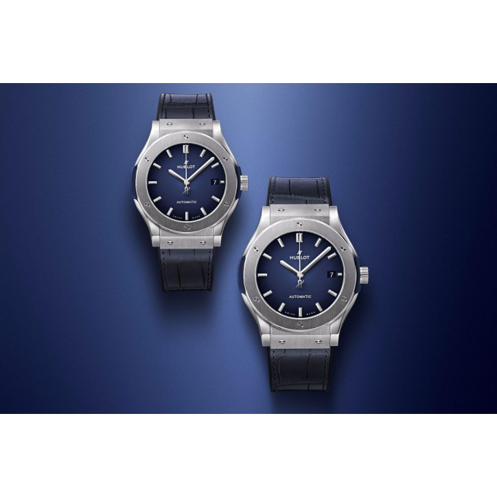 Classic Fusion Titanium Deep Blue 45 mm Classic Fusion Titanium Deep Blue 45 mm