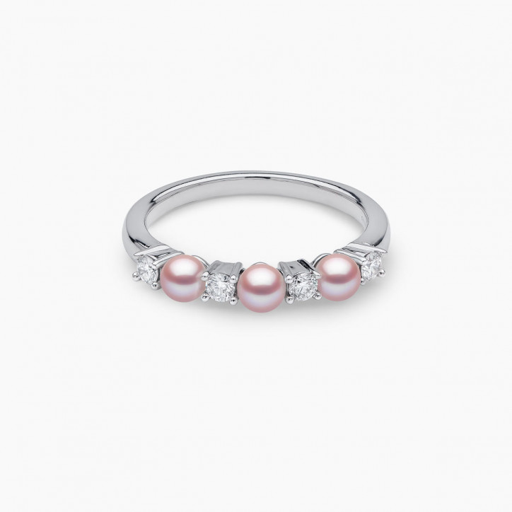Eclipse 18K Gold Pearl and Diamond Signature Ring Eclipse 18K Gold Pearl and Diamond Signature Ring