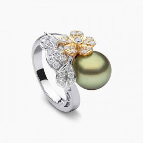 Duchess 18k Gold Pistachio Tahitian Pearl Flower Motif Diamond Ring
