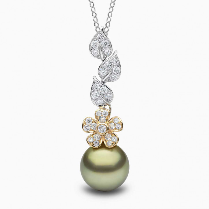 Duchess 18k Gold Pistachio Tahitian Pearl Flower Motif Diamond Pendant Duchess 18k Gold Pistachio Tahitian Pearl Flower Motif Diamond Pendant